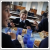 دبیرستانهای شهری در حومه لندن غذای حلال سرو می‌کنند