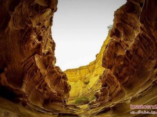 چاهکوه دره ای مقدس در قشم + تصاویر