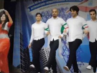 رقص کردی دانشجویان ایرانی در روسیه در همایش فرهنگ ها و به احترام مردم کرمانشاه