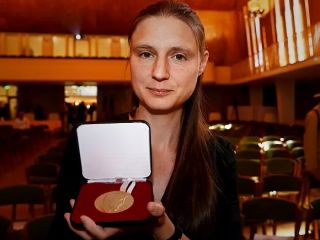 دومین ریاضیدان زن پس از مریم میرزاخانی برنده مدال فیلدز شد