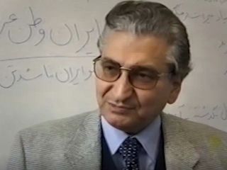 رضا قاسمی دیپلمات سابق و بنیانگذار «کانون ایران» در لندن درگذشت