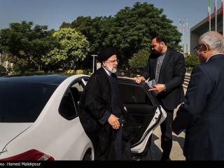 عکس روز: تصویری از خودرویی که ابراهیم رئیسی با آن در شهر تردد می‌کند