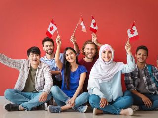 نتایج یک تحقیق: مهاجران بیشتری کانادا را ترک می‌کنند