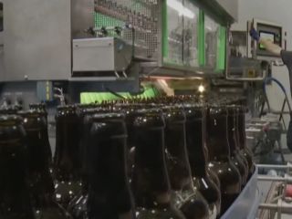افتتاح کارخانه بطری‌شویی ؛از هر بطری شیشه‌ای می‌توان ۵۰ بار برای نوشیدن استفاده کرد