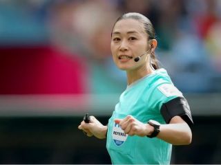 یوشیمی یاماشیتا از ژاپن، نخستین داور زن در جام ملت‌های آسیا