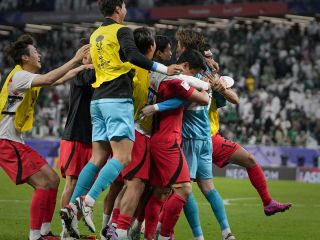 جام ملت‌های آسیا؛کره جنوبی با گل مساوی در دقیقه ۱۰۰ نفس عربستان را گرفت و در پنالتی پیروز شد