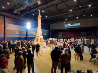 رویاهای کودکی ریچارد پلود؛ رکورد گینس برای مردی که برج ایفل را با ۷۰۰ هزار چوب کبریت ساخت