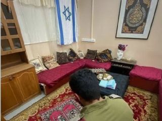 عکس روز: نماز خواندن مسلمان عرب اسرائیلی هنگام خدمت در نیروهای دفاعی اسرائیل در ماه رمضان