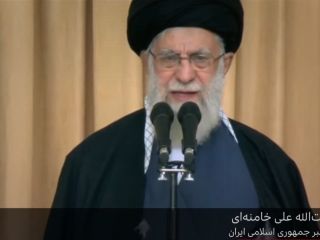 هشدارعلی خامنه‌ای، رهبر جمهوری اسلامی درباره «هنجارشکنی» دینی برای دومین بار در یک هفته
