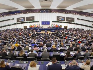 قطعنامه در پارلمان اروپا با درخواست تروریست ‌خواندن سپاه