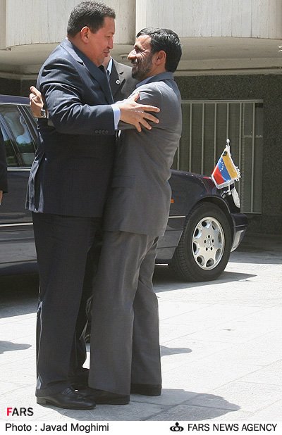 پیام چاوز به احمدی نژاد: برادرم! تو را درک می کنم