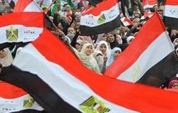 تظاهرات هزاران نفر در قاهره علیه ارتش