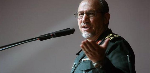 مشاور نظامی رهبر ایران: تهدید را با تهدید عملی پاسخ می‌دهیم