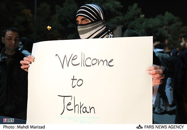 بازگشت کارکنان سفارت ایران در لندن به تهران 