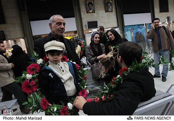 بازگشت کارکنان سفارت ایران در لندن به تهران 2 بازگشت کارکنان سفارت ایران در لندن به تهران 2