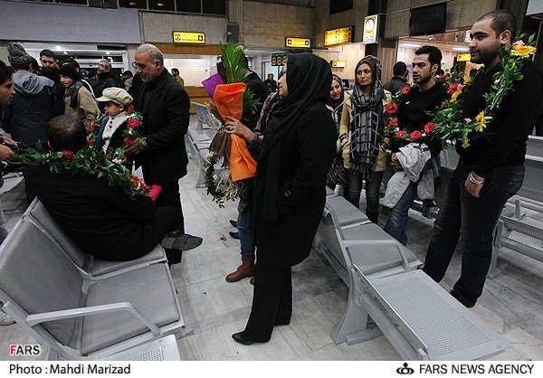 بازگشت کارکنان سفارت ایران در لندن به تهران 2 بازگشت کارکنان سفارت ایران در لندن به تهران 2