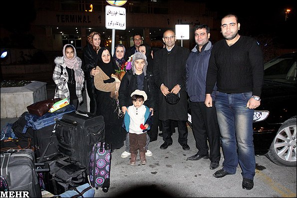 بازگشت کارکنان سفارت ایران در لندن به تهران 2 بازگشت کارکنان سفارت ایران در لندن به تهران 2