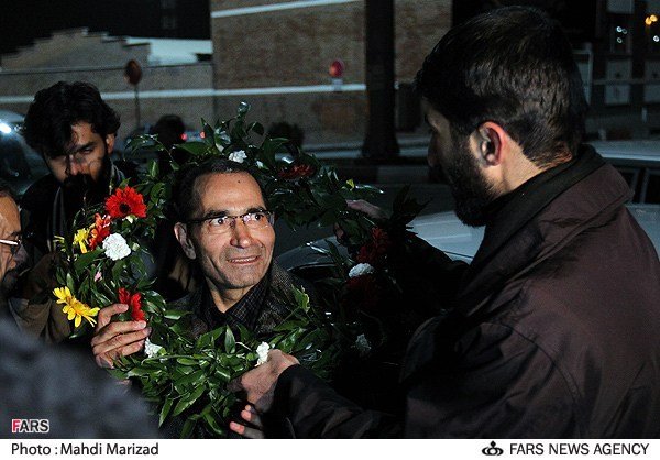 بازگشت کارکنان سفارت ایران در لندن به تهران 2 بازگشت کارکنان سفارت ایران در لندن به تهران 2