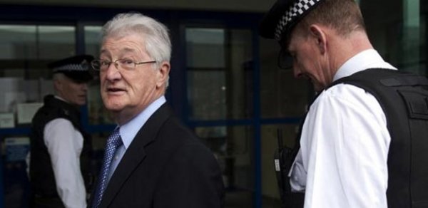 دادگاه تاجر بریتانیایی متهم به همکاری با ایران برگزار شد