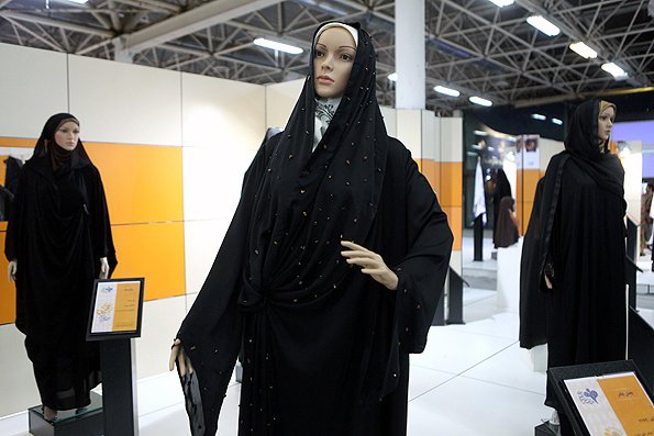 افتتاحیه جشنواره مد و لباس زنان در تهران 