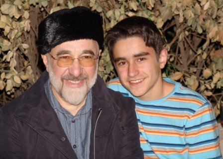 آخوندک بالای سر آخوند