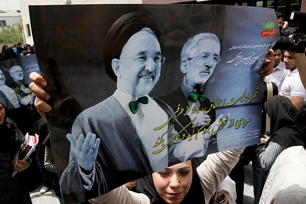 آخوندک بالای سر آخوند