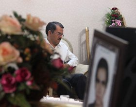 پدر رامین رمضانی از کشته شدگان حوادث پس از انتخابات ۸۸ به سه سال زندان محکوم شد