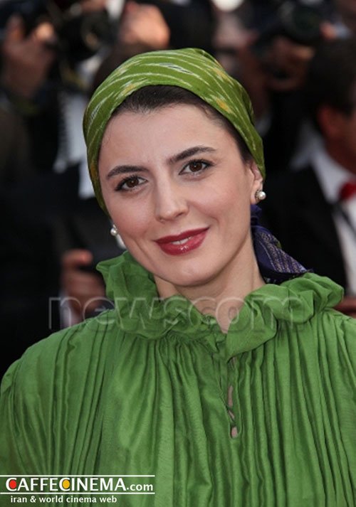 لیلا حاتمی بر روی صحنه اختتامیه جشنواره کن