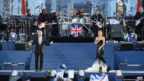 کنسرت سالگرد سلطنت ملکه بریتانیا