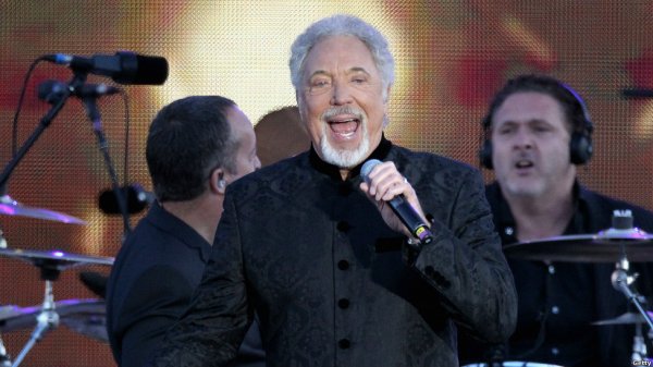 کنسرت سالگرد سلطنت ملکه بریتانیا