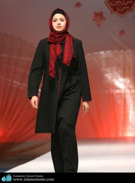 شوی لباس اسلامی بانوان در تهران 2 شوی لباس اسلامی بانوان در تهران 2