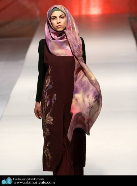 شوی لباس اسلامی بانوان در تهران 2 شوی لباس اسلامی بانوان در تهران 2