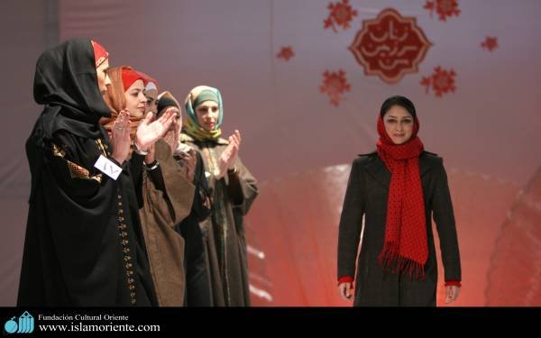 شوی لباس اسلامی بانوان در تهران 2 شوی لباس اسلامی بانوان در تهران 2