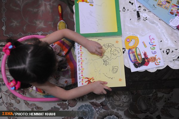 روژان کوچولو برای آینده بدون درد چشم انتظار کمک‌های مردمی 