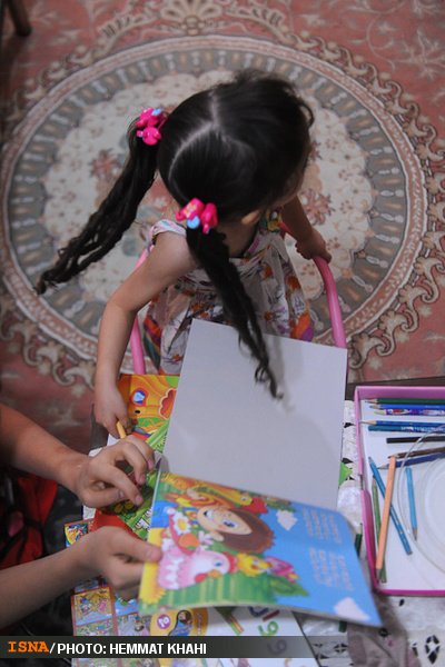 روژان کوچولو برای آینده بدون درد چشم انتظار کمک‌های مردمی 