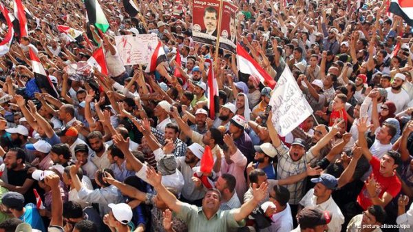 پیروزی مرسی در مصر‌، نگرانی اسرائیل و شادی حماس