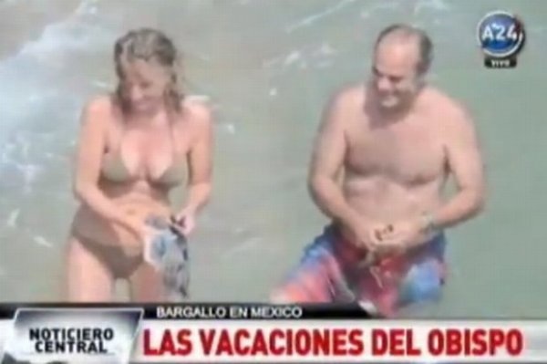 استعفای اسقفی که با زن بیکینی‌پوش در مکزیک دیده شده بود