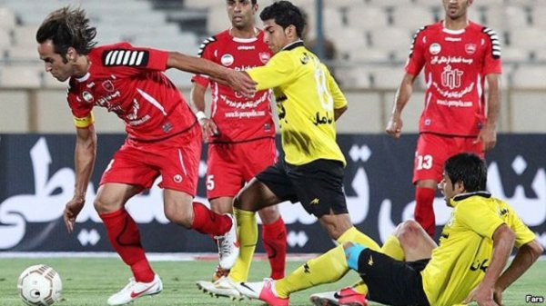 باخت تیم فوتبال پرسپولیس؛ کهکشانی ها برابر ندارها زانو زدند باخت تیم فوتبال پرسپولیس؛ کهکشانی ها برابر ندارها زانو زدند