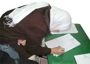 شیشه میکشید تا لاغر شود شیشه میکشید تا لاغر شود