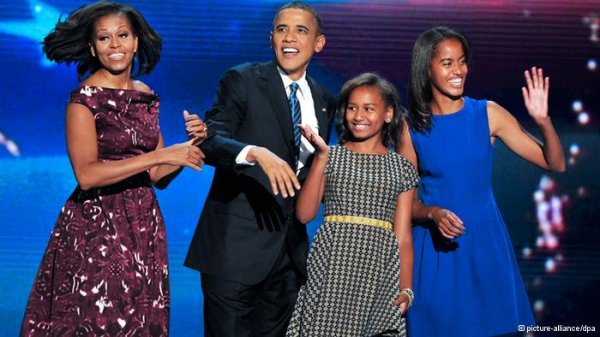 اوباما در نظرسنجی‌ها از رامنی پیشی گرفته است