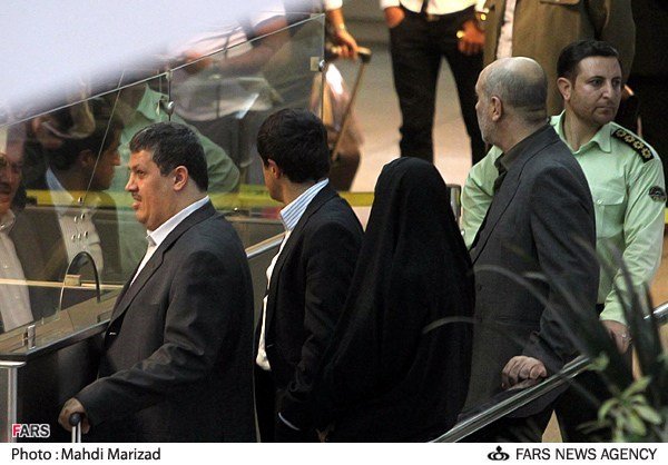 مهدی هاشمی وارد فرودگاه بین‌المللی تهران شده است