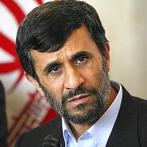 احمدی نژاد: تلاش می کنیم قیمت ارز 24 ساعته پایین بیاید 
