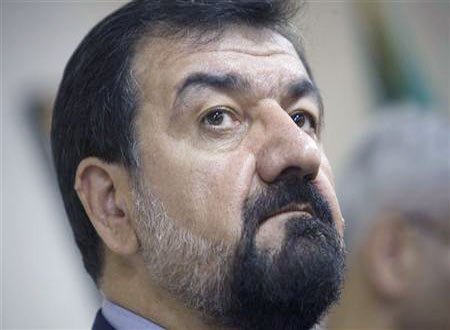 آقا محسن اینجا، آقا محسن اونجا، آقا محسن همه جا! آقا محسن اینجا، آقا محسن اونجا، آقا محسن همه جا!