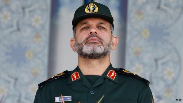 نخستین سفر وزیر دفاع ایران به عراق پس از پیروزی انقلاب