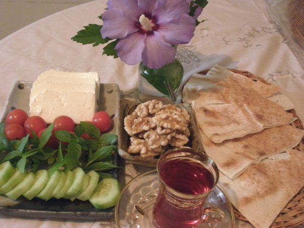 صبحانه مناسب ایرانی