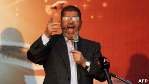 قضات عالی مصر: حمله مرسی به استقلال دستگاه قضایی بی‌سابقه است