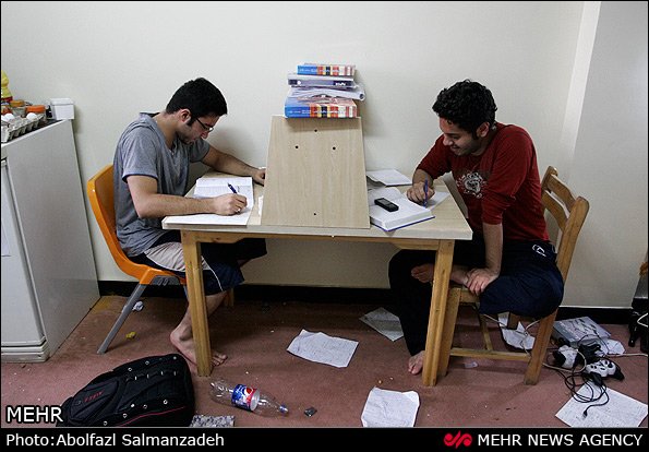 زندگی دانشجویی در خوابگاه دانشجویان 