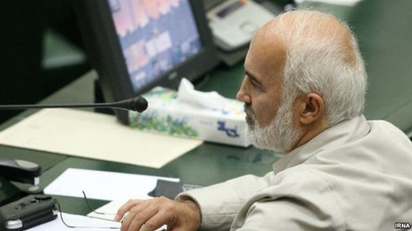 اخطار قانون اساسی در مجلس به اظهارات تلویزیونی محمود احمدی‌نژاد 