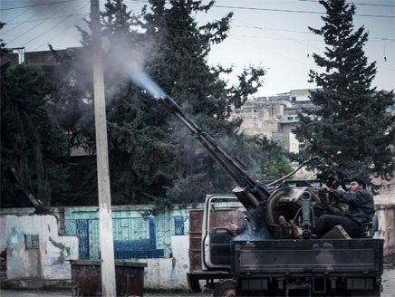 ارتش آزاد سوریه 3 فرودگاه شهر حلب را به محاصره خود در آورد