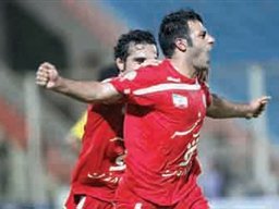 اولین برد گل محمدی در لیگ